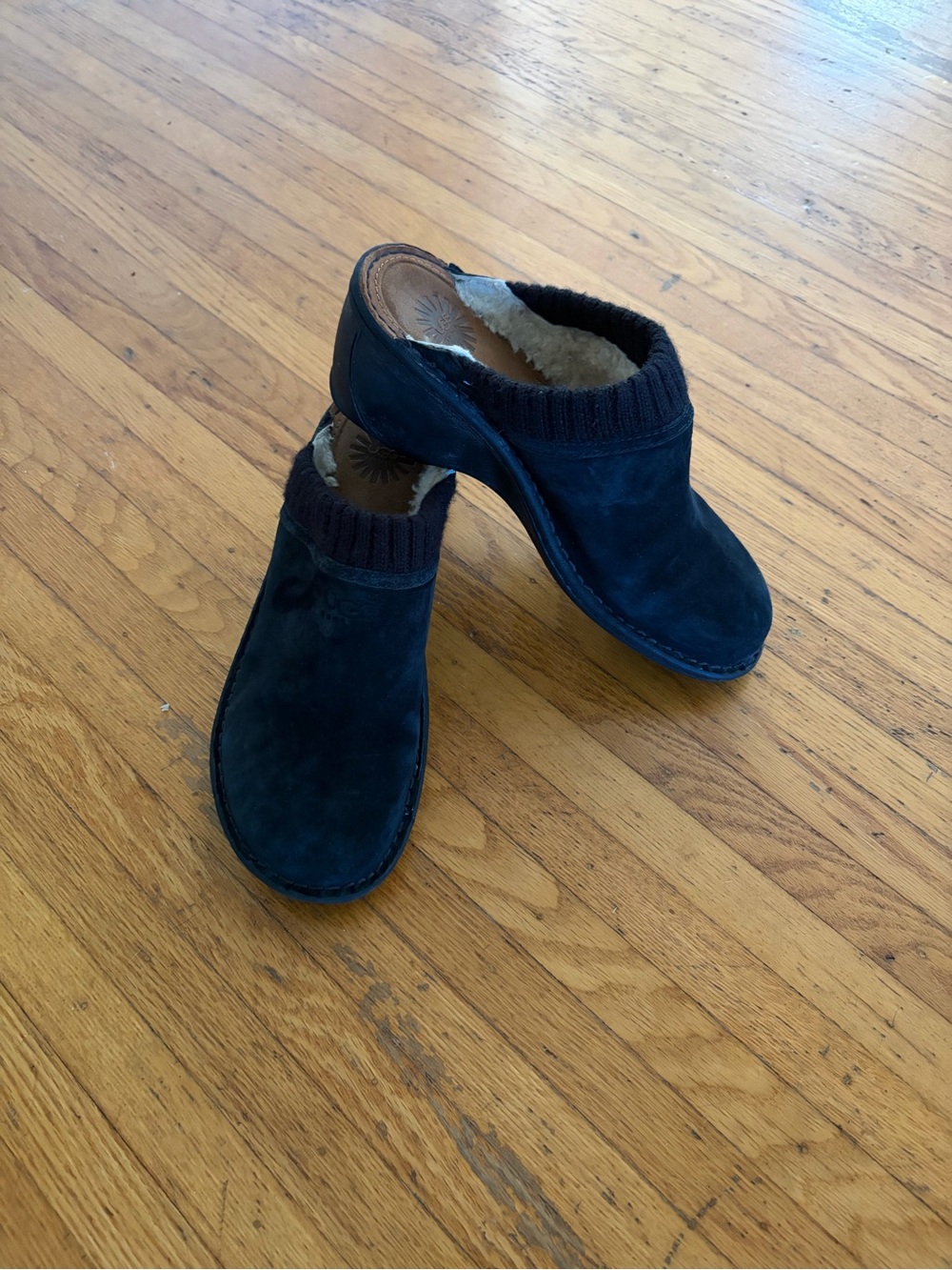 UGG Australia Gael Black Suede Knit Cuff Wedge Mule Clogs Women's Size 9